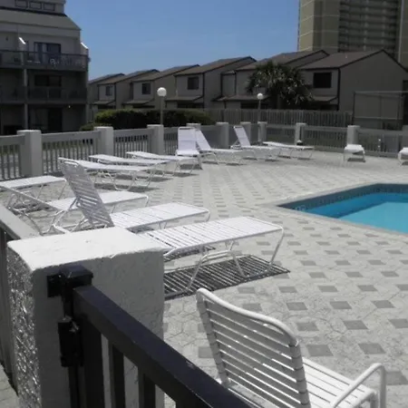 Fullyrenovated 1 Min Walk2 Beach.5Min To Peir Park